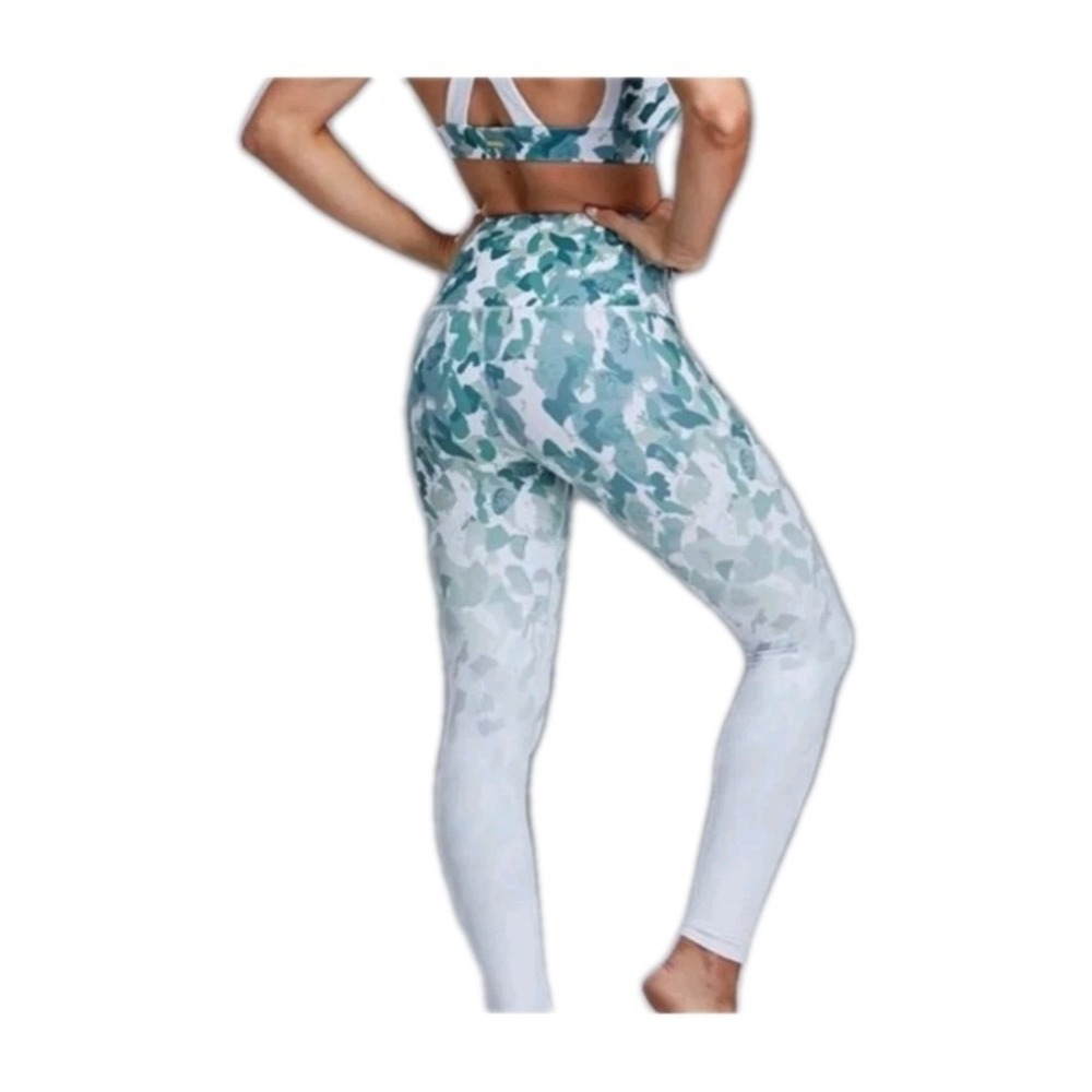 Cleo Harper Leggings Camo Ombre High Waisted Activewear Green White Small